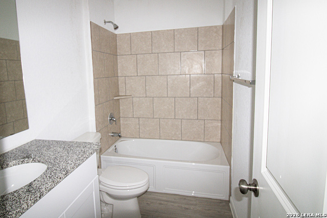 Image 15 of 18 For 2700 San Martin Ln