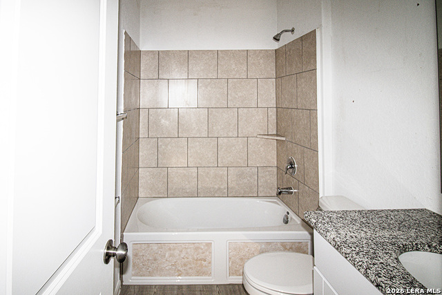 Image 16 of 18 For 2700 San Martin Ln