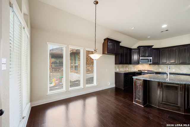 Image 12 of 46 For 518 Lucrezia