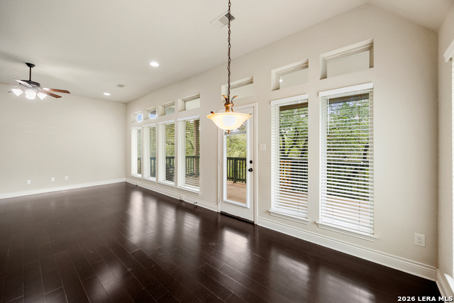 Image 13 of 46 For 518 Lucrezia