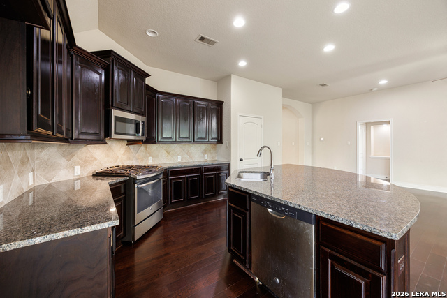 Image 14 of 46 For 518 Lucrezia