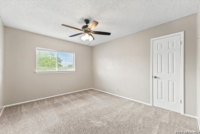 Listing photo id 18 for 7103 Misty Brk