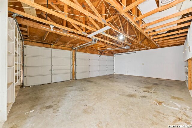 Listing photo id 28 for 7103 Misty Brk