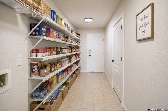 Image 10 of 29 For 8007 Chisos Oak Dr