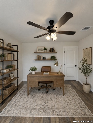 Image 19 of 29 For 8007 Chisos Oak Dr