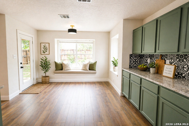 Image 9 of 29 For 8007 Chisos Oak Dr