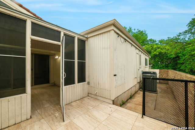 Image 17 of 28 For 12105 Mission Trace