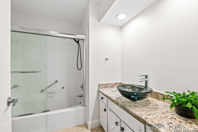 Image 25 of 28 For 12105 Mission Trace