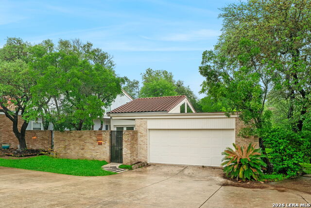 Image 26 of 28 For 12105 Mission Trace