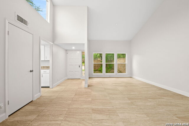 Image 4 of 28 For 12105 Mission Trace