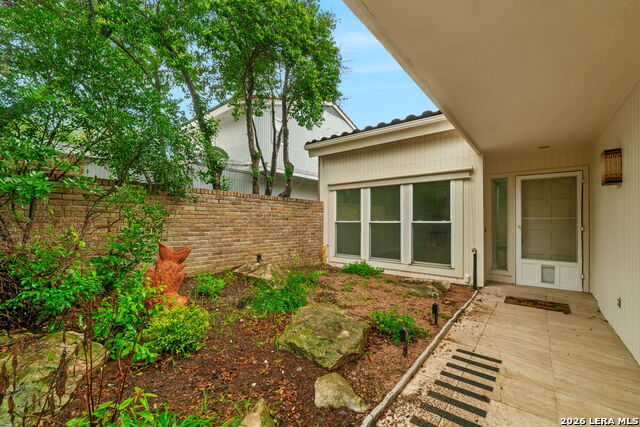 Image 7 of 28 For 12105 Mission Trace