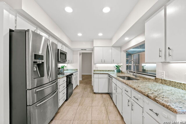 Image 8 of 28 For 12105 Mission Trace