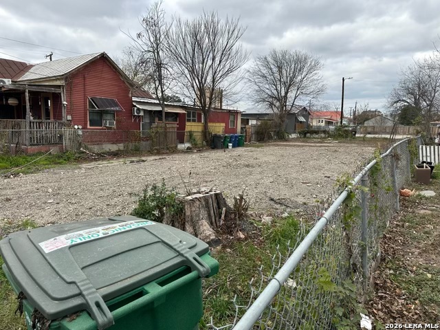 Image 5 of 9 For 309 Montana  