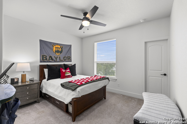 Image 23 of 31 For 8511 Nichols Sky