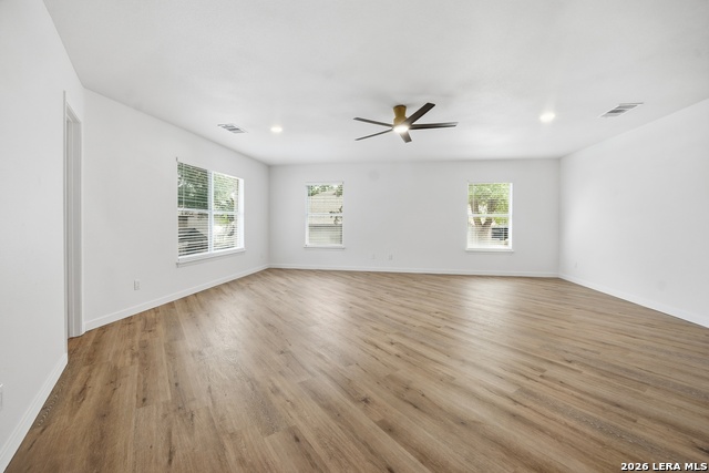 Image 26 of 38 For 2704 Ashley Mdw