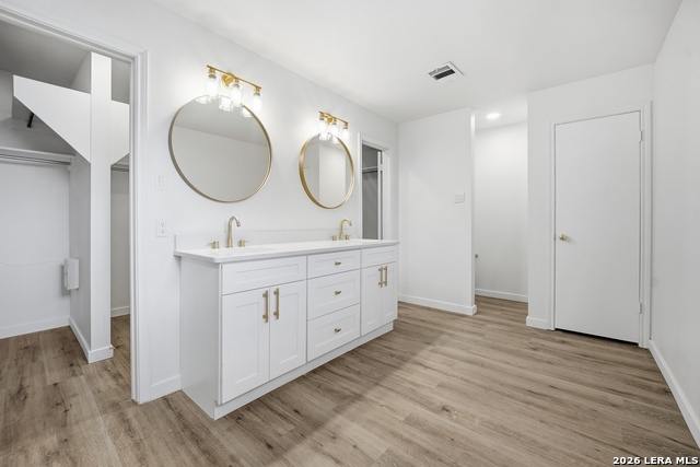 Image 28 of 38 For 2704 Ashley Mdw