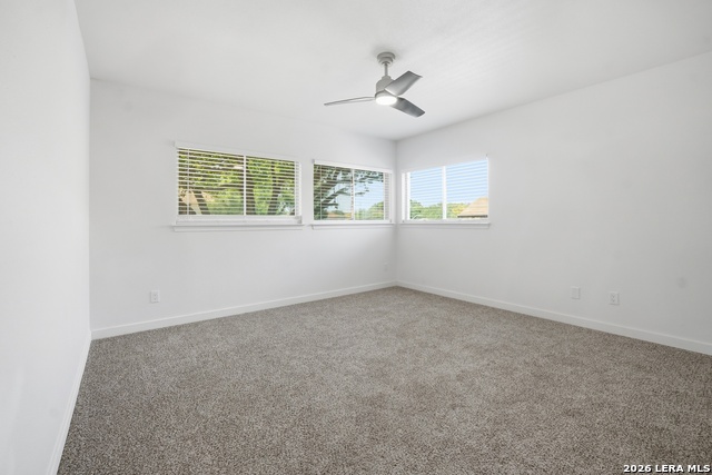 Image 32 of 38 For 2704 Ashley Mdw