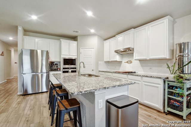 Image 12 of 31 For 3053 Casillero