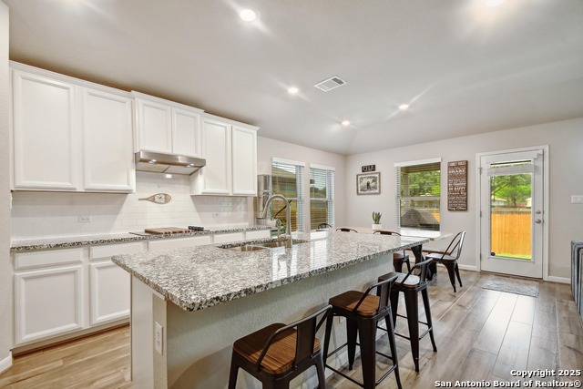 Image 8 of 31 For 3053 Casillero