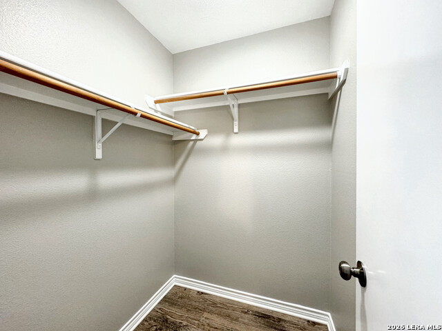 Image 18 of 24 For 7802 Kingsbury Wood  1