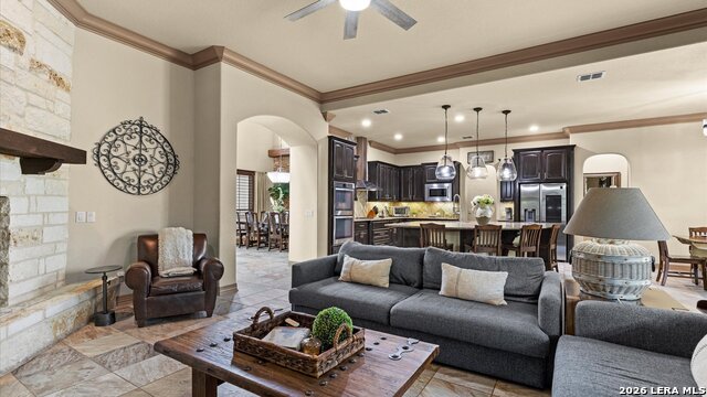 Listing photo id 15 for 18514 Golden Maize