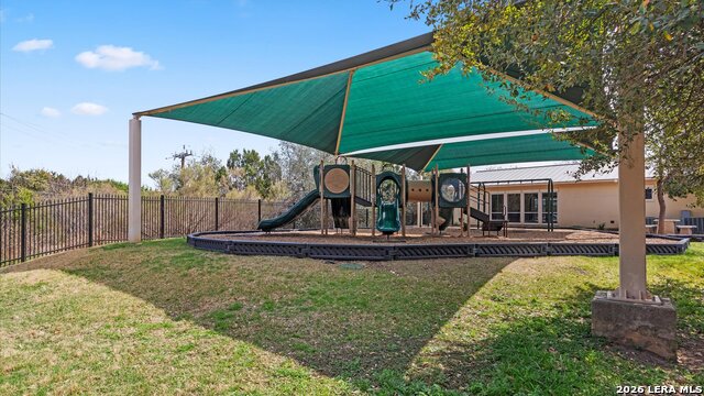 Listing photo id 43 for 18514 Golden Maize