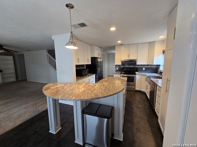 Image 4 of 13 For 9139 Mirecourt