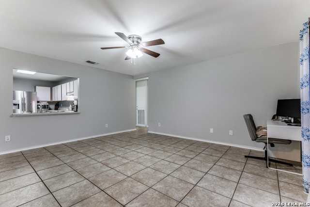 Image 4 of 23 For 13658 Escort Dr