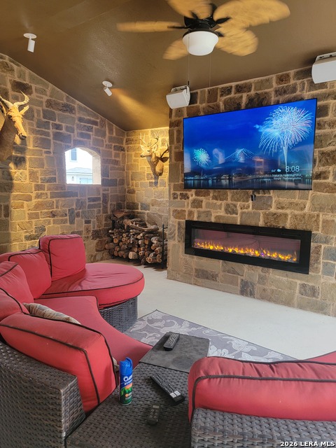 Image 17 of 19 For 10210 Tiger Bay