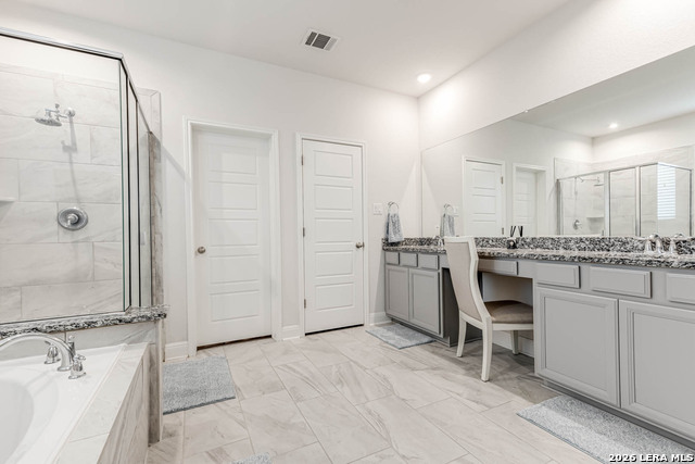 Image 18 of 32 For 2211 Castello Way