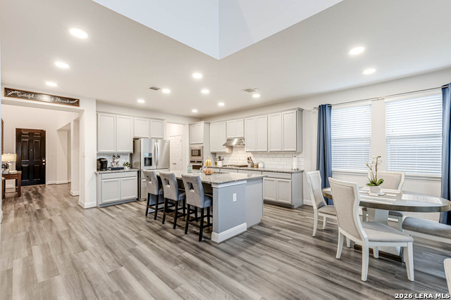 Image 3 of 32 For 2211 Castello Way