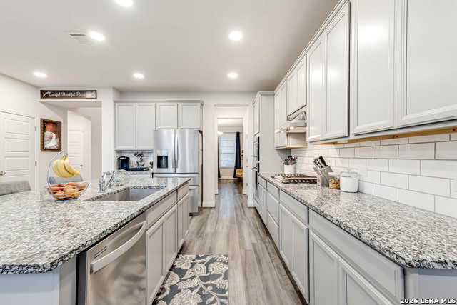 Image 5 of 32 For 2211 Castello Way