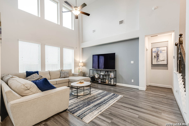 Image 6 of 32 For 2211 Castello Way