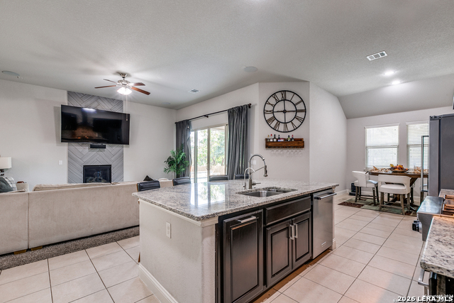 Image 14 of 25 For 6114 Amber Rose