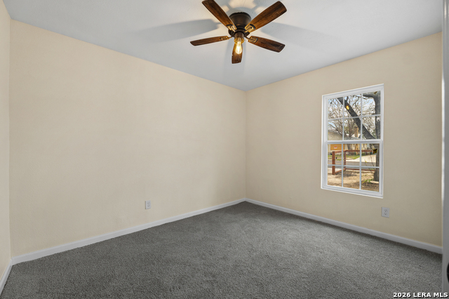 Image 15 of 19 For 2619 Houston E