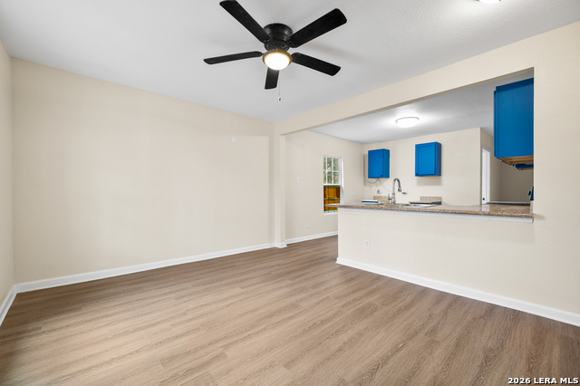 Image 5 of 19 For 2619 Houston E