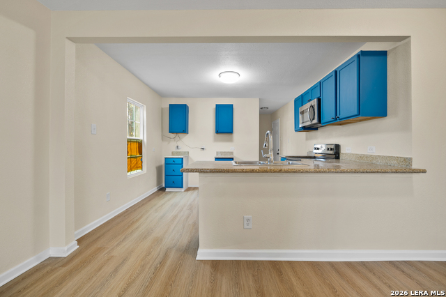 Image 6 of 19 For 2619 Houston E