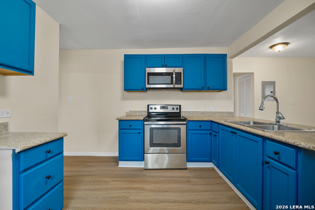 Image 9 of 19 For 2619 Houston E