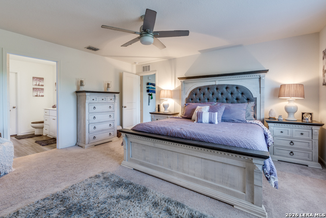 Listing photo id 12 for 5628 Pearl Meadow