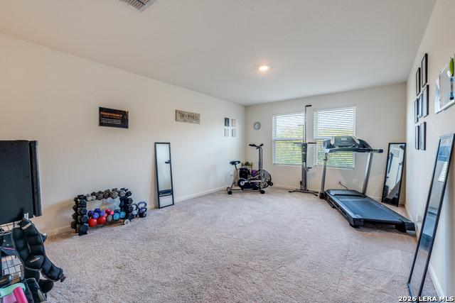 Listing photo id 18 for 5628 Pearl Meadow