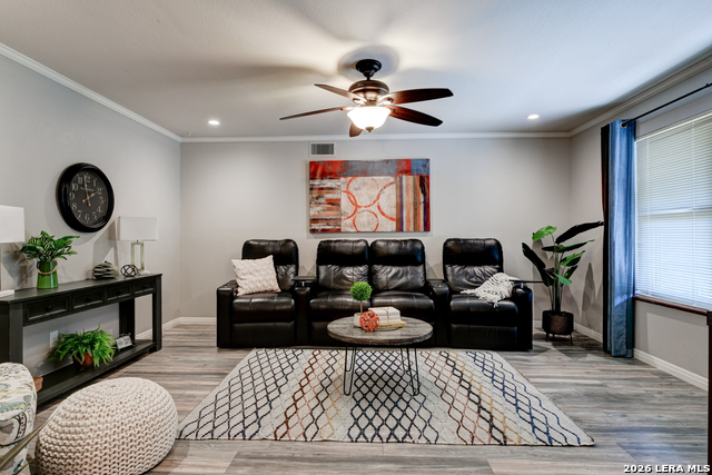 Image 3 of 35 For 1327 Sea Breeze