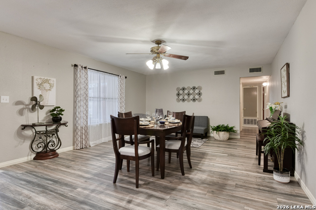 Image 6 of 35 For 1327 Sea Breeze