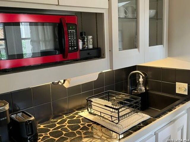 Image 12 of 21 For 134 Summit Avenue W A