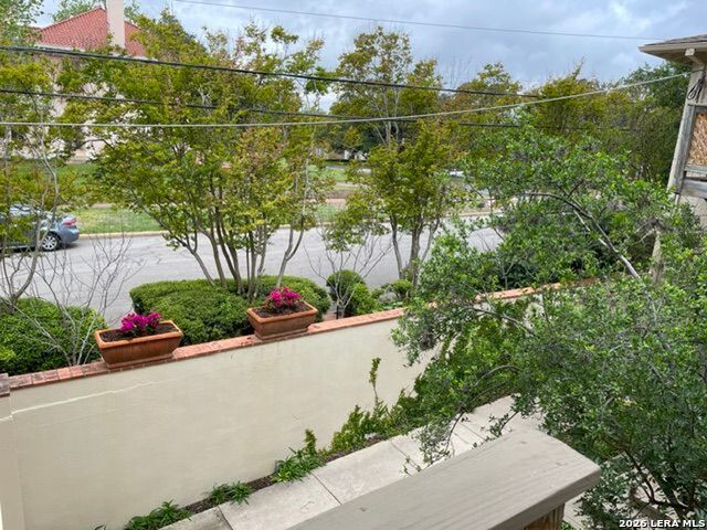 Image 21 of 21 For 134 Summit Avenue W A