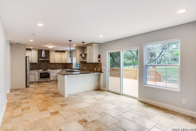 Image 10 of 42 For 9730 Windwood Dr