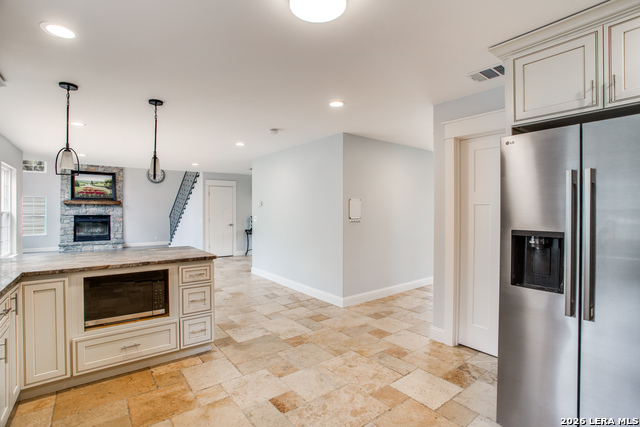 Image 16 of 42 For 9730 Windwood Dr