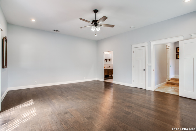 Image 20 of 42 For 9730 Windwood Dr