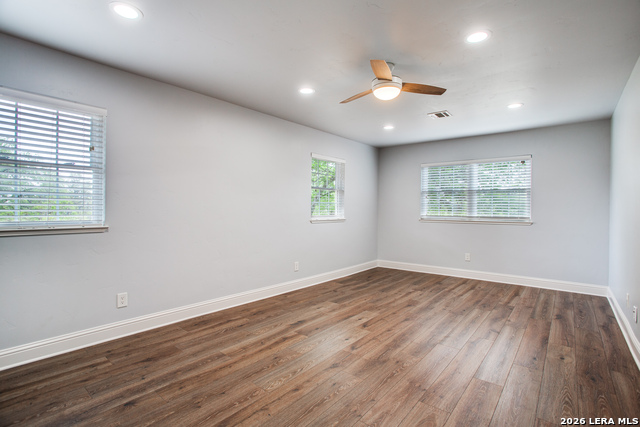 Image 25 of 42 For 9730 Windwood Dr