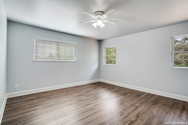 Image 28 of 42 For 9730 Windwood Dr