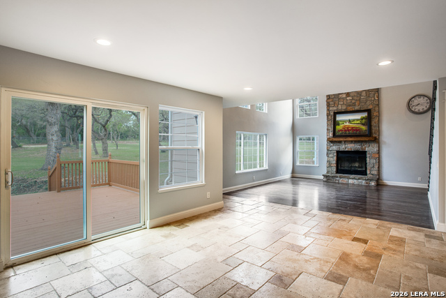 Image 9 of 42 For 9730 Windwood Dr